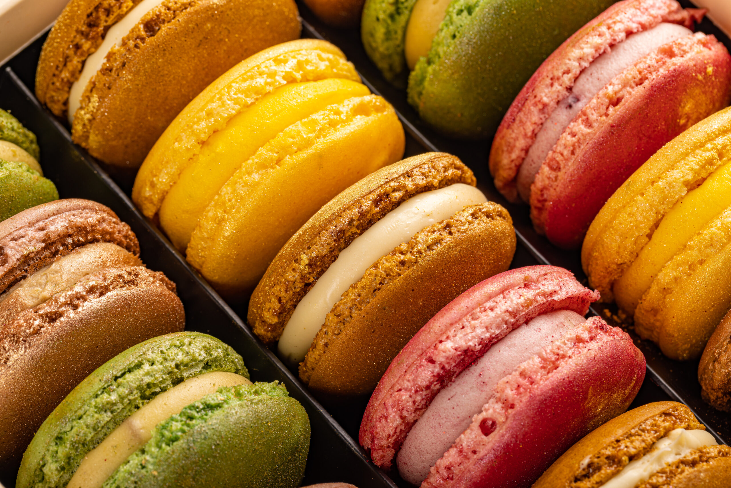 Elegant solid board packaging for colorful French macarons • Solidus