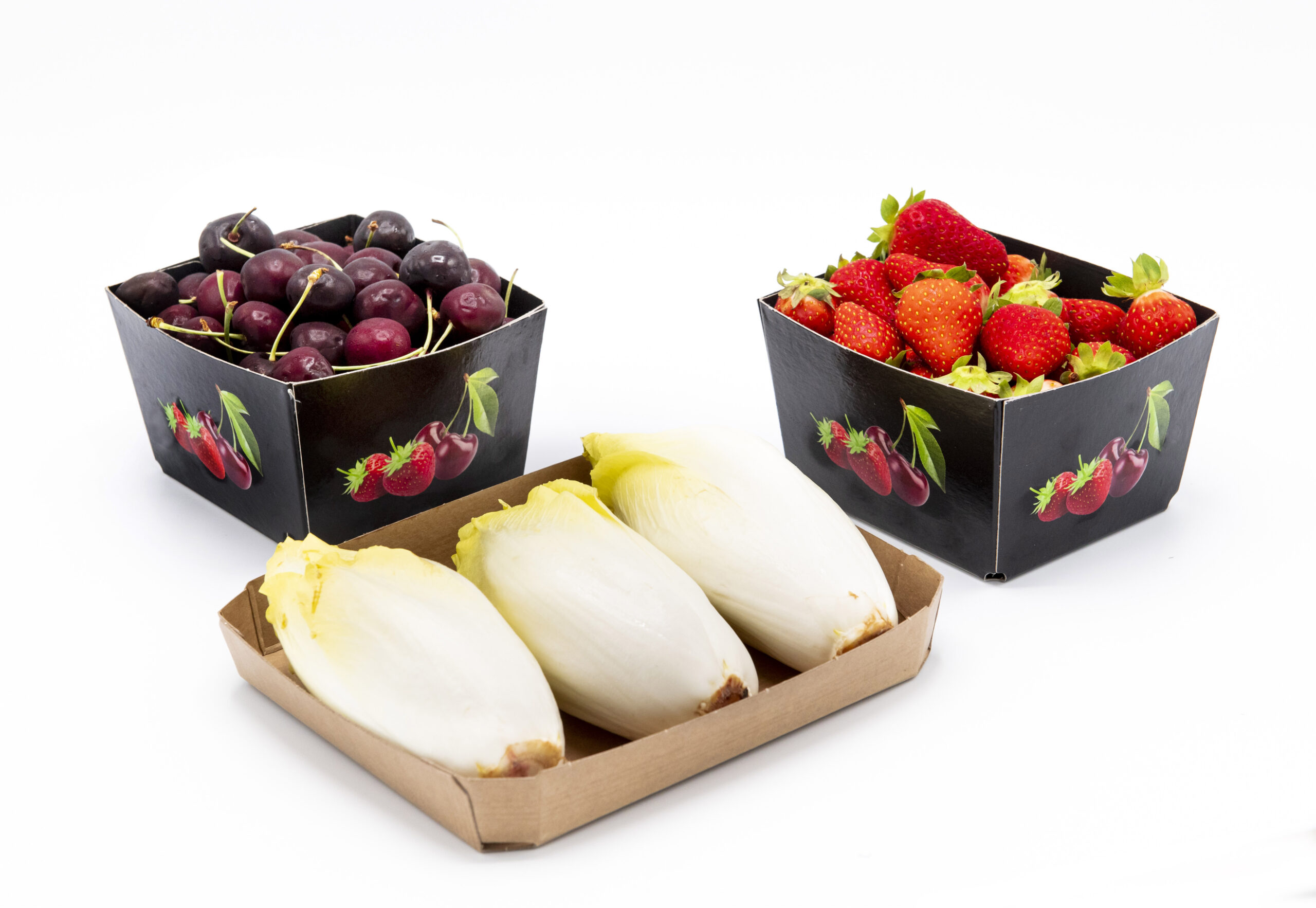 Small solid board punnets filled with chicory, strawberries, and cherries • Solidus