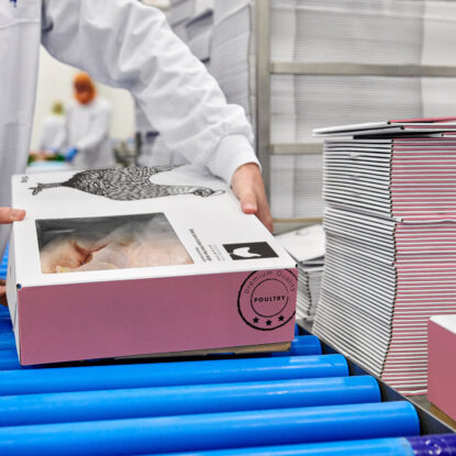 Printed solid board box for sustainable chicken packaging